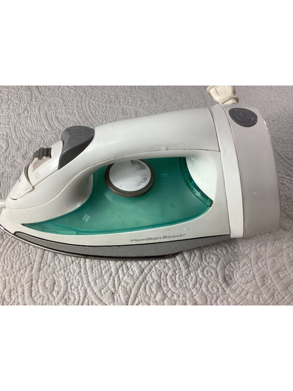 Hamilton Beach Steam Iron Model 14212 White & Teal With Nonstick Soleplate